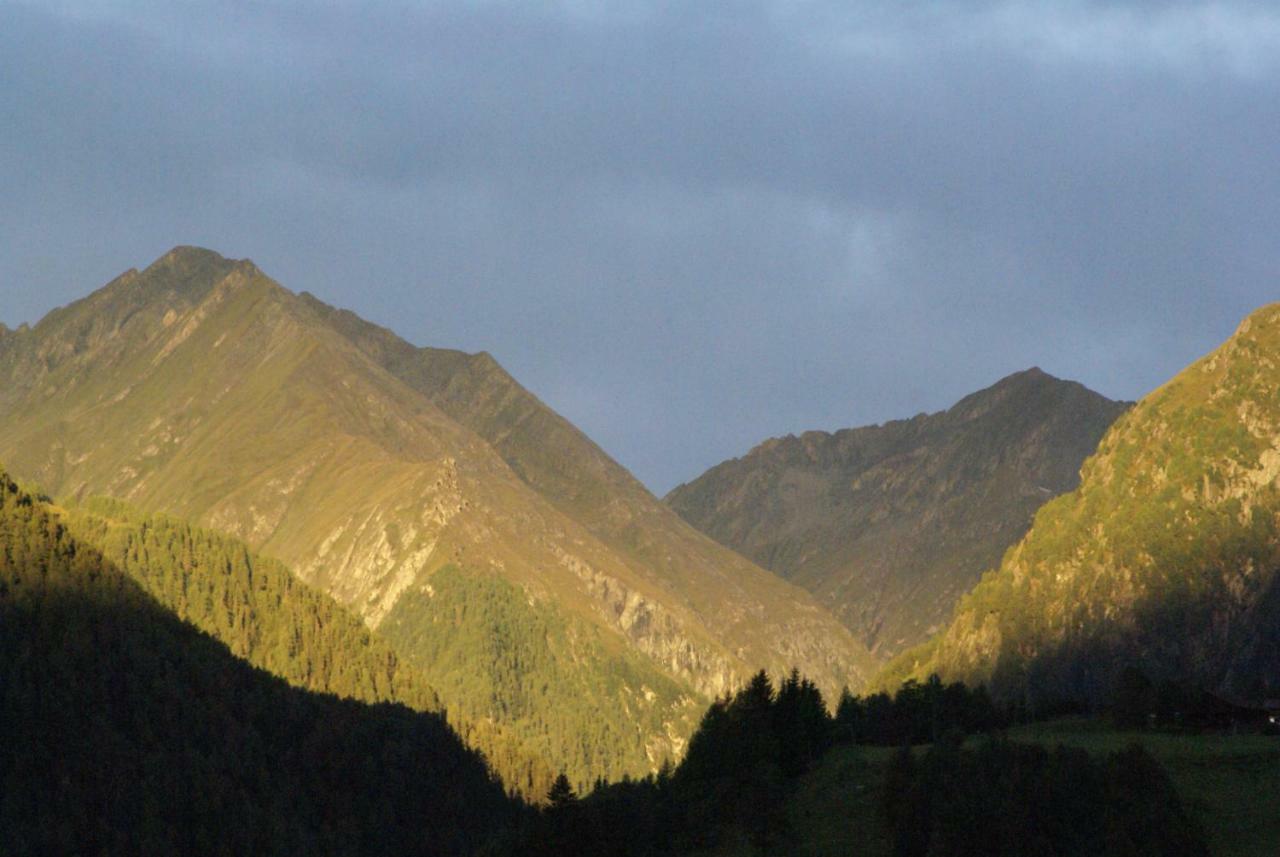 Gastehaus Alpenruh Hotel Prägraten Екстериор снимка
